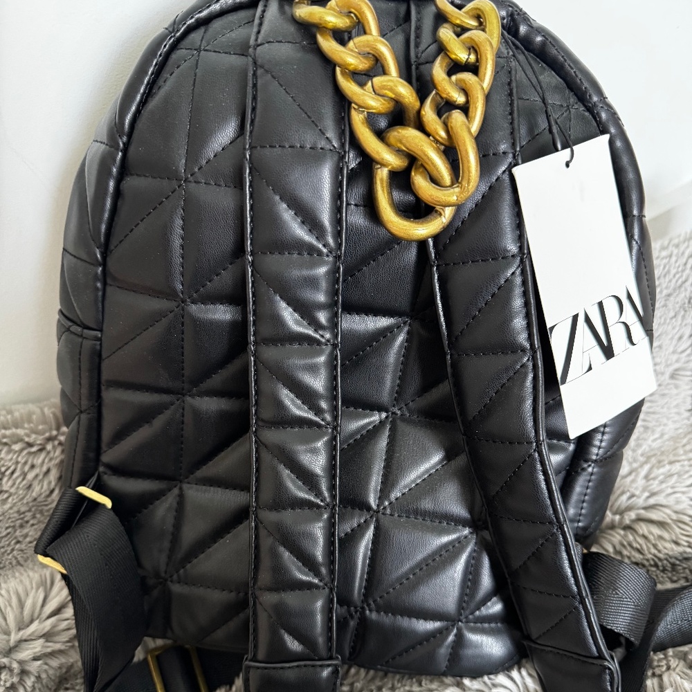 Zara Quilted backpack with Gold chain- New